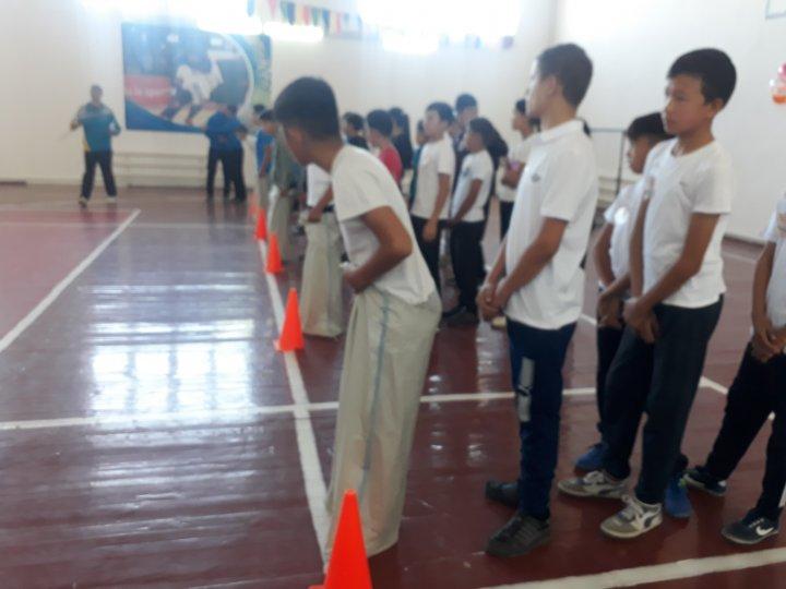 Көңілді старт