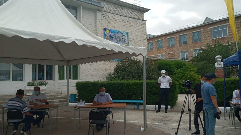 Қордай ауданының әкімі Рүстем Дәулет бастаған жұмысшы топ Мемлекет басшысының «Халық үніне құлақ асатын мемлекет» тұжырымдамасы барысында ауыл-аймақта тұратын көпшілік аудан орталығына бармай-ақ, өздерін мазалап жүрген мәселелерін жергілікті жерде ше