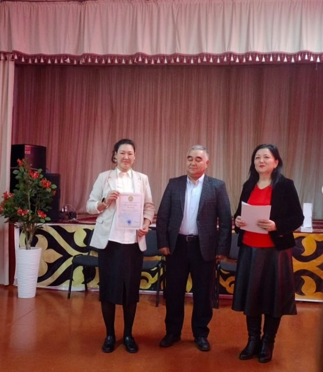 "Дарынды балаларға-талантты ұстаз"