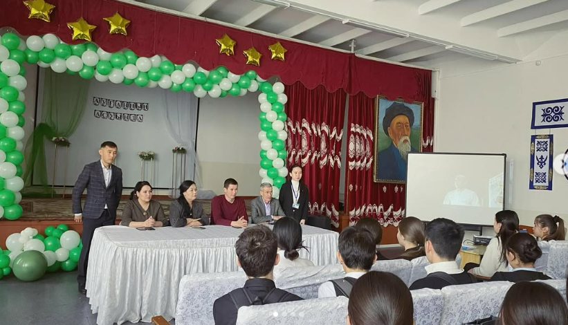 «Мадхализм жолы» тақырыбында оқушыларыға түсіндірме жұмысы жүргізілді .