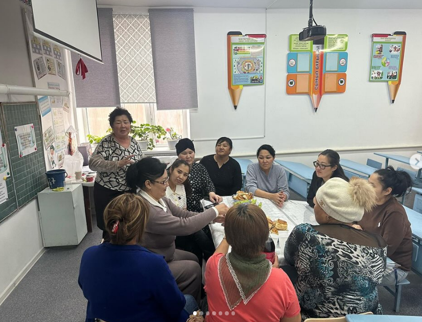 Ата-аналар жиналысы