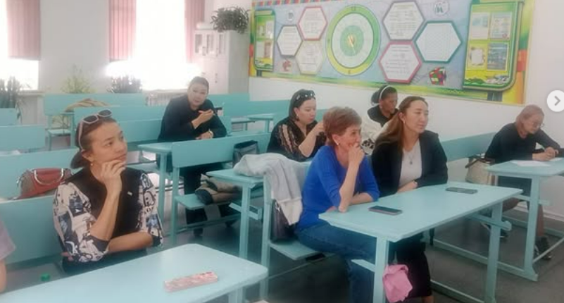 Ата-аналар жиналысы